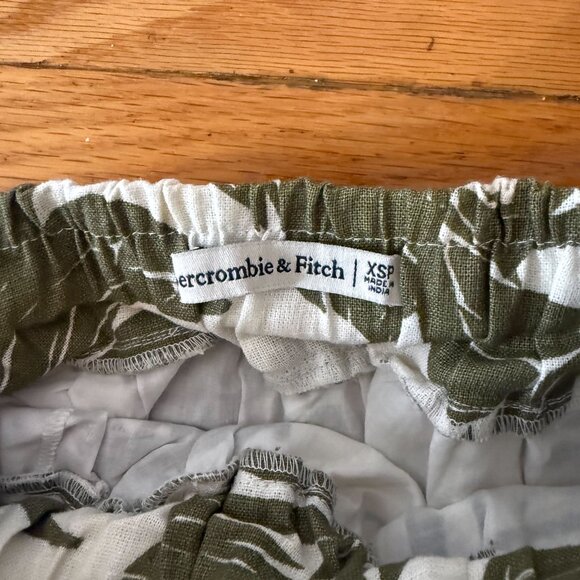 Abercrombie Linen-Blend High-Slit Maxi Skirt - XS petite in green pattern - Picture 5 of 5